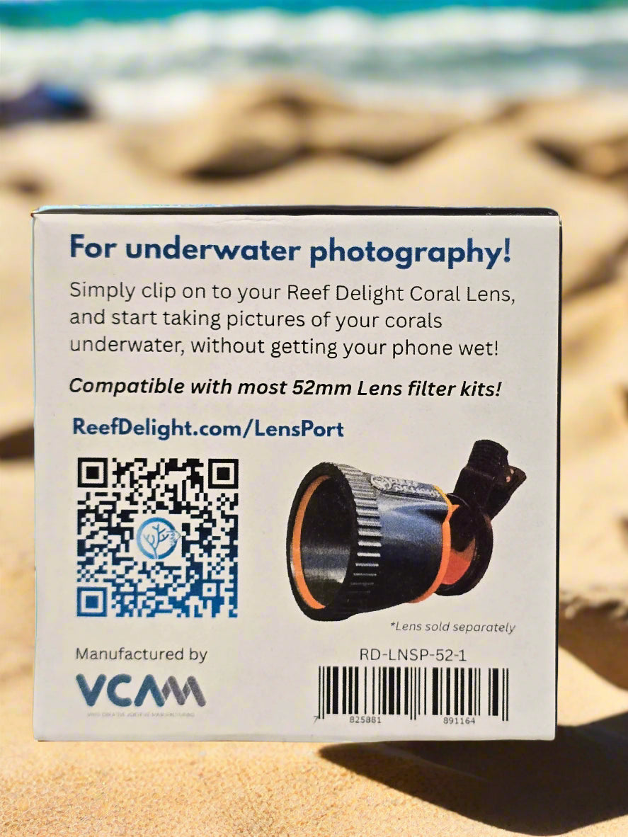 Product packaging for underwater photography lens filter with QR code and branding.